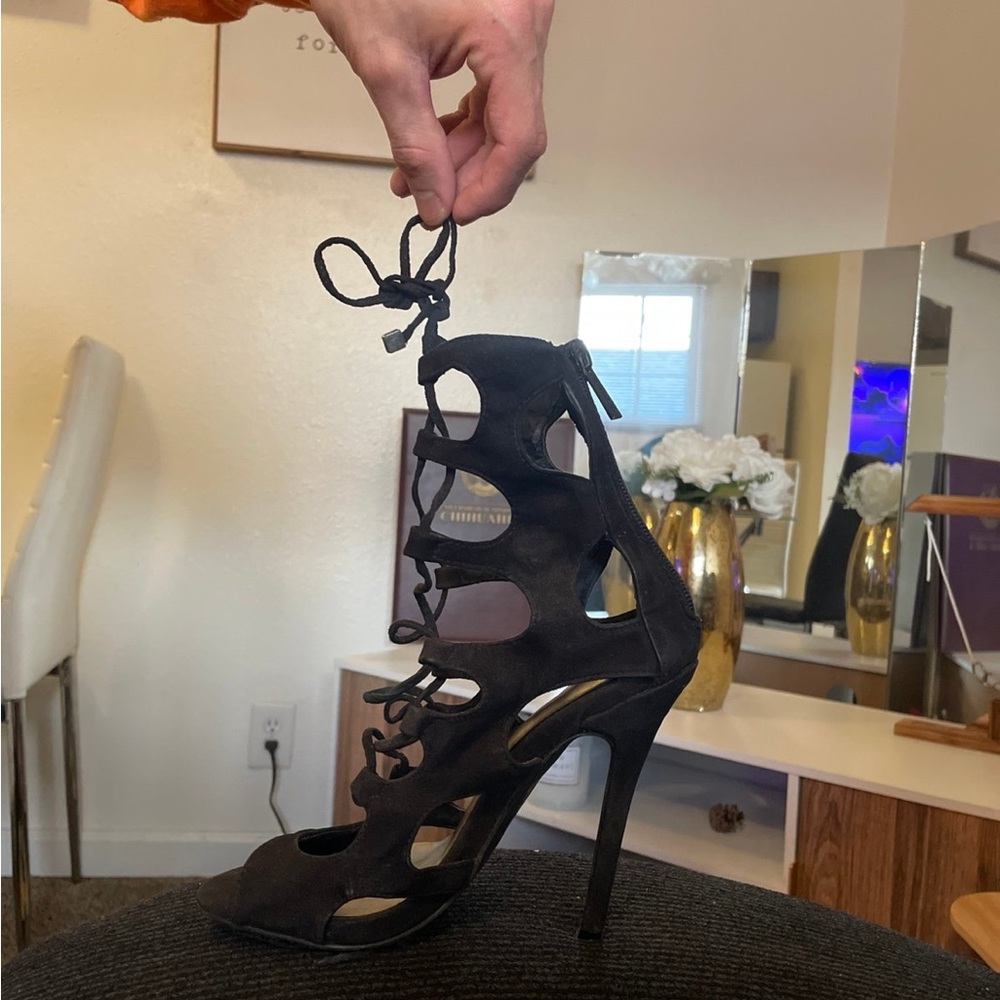 Heels - Picture 2 of 2
